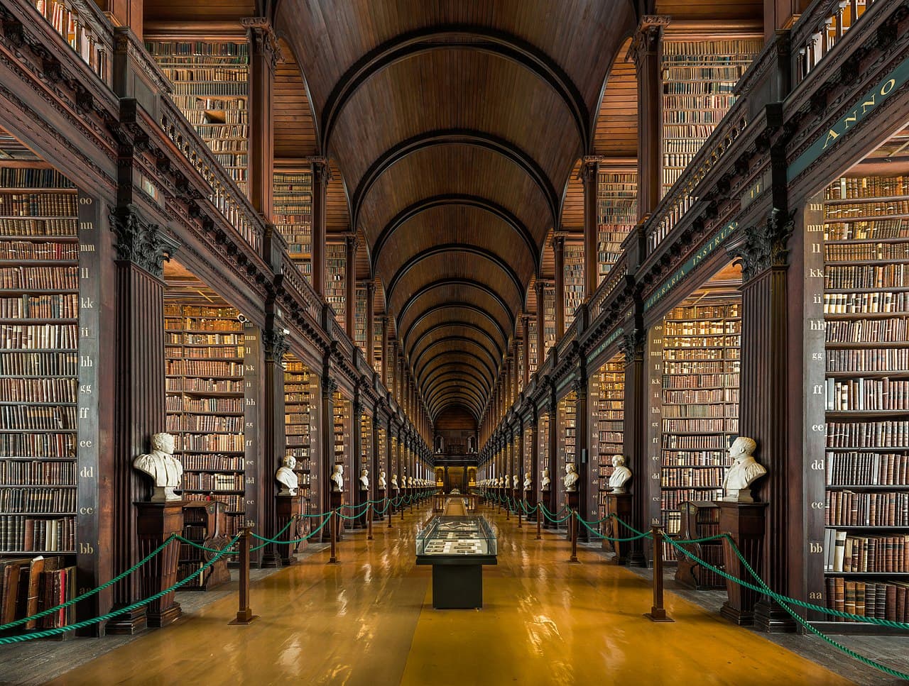 Scholarly library setting